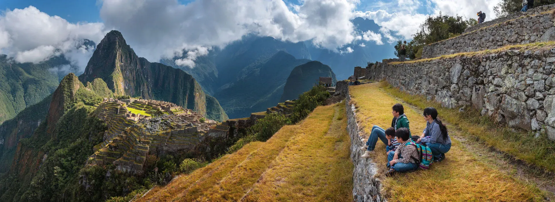 Machu Picchu al amanecer